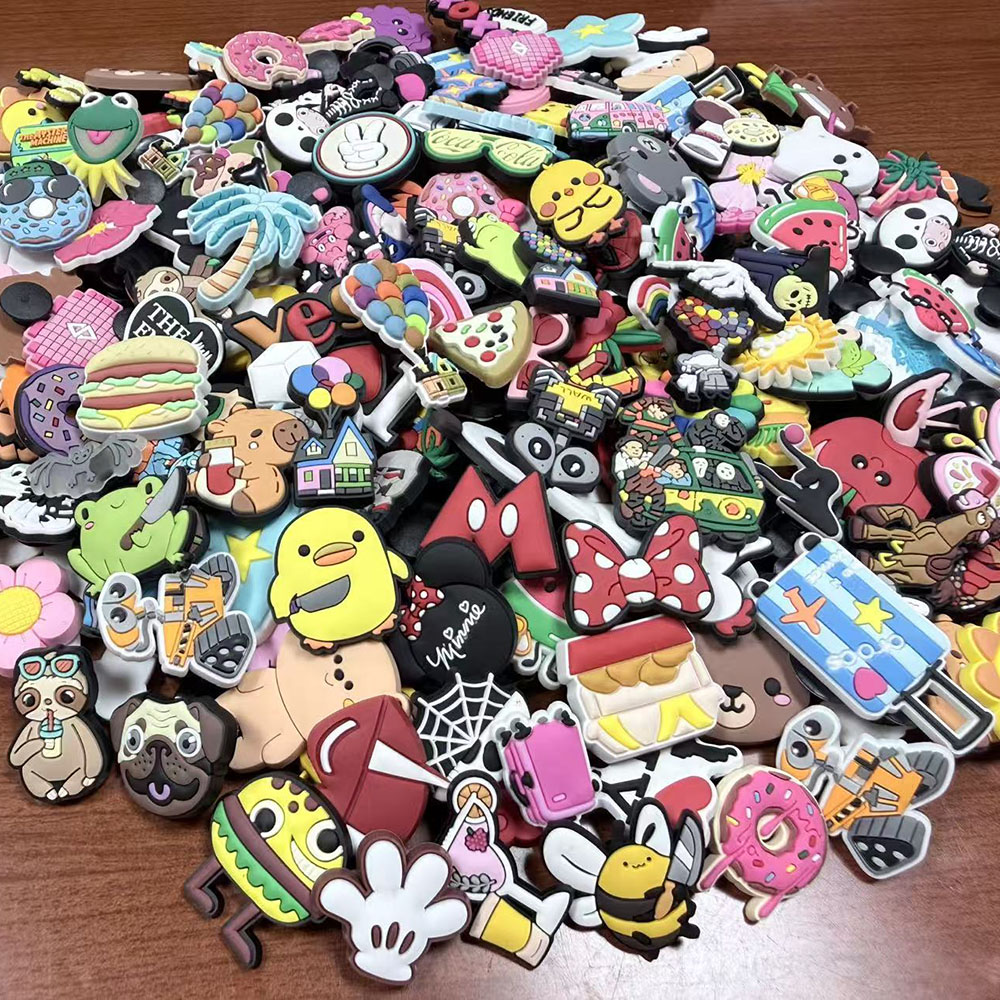 Men Shoes Variety - Random 5-200pcs Thousand varieties Shoe Charms