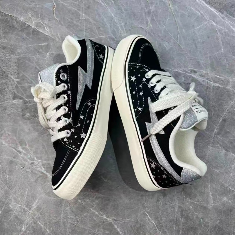 Dynamic Line Men Sports Sneake - Men Shoes Kinds ulasan dan harga